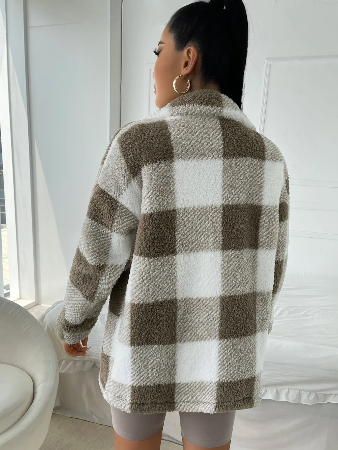 Buffalo Plaid Print Pocket Patched Fleece Coat