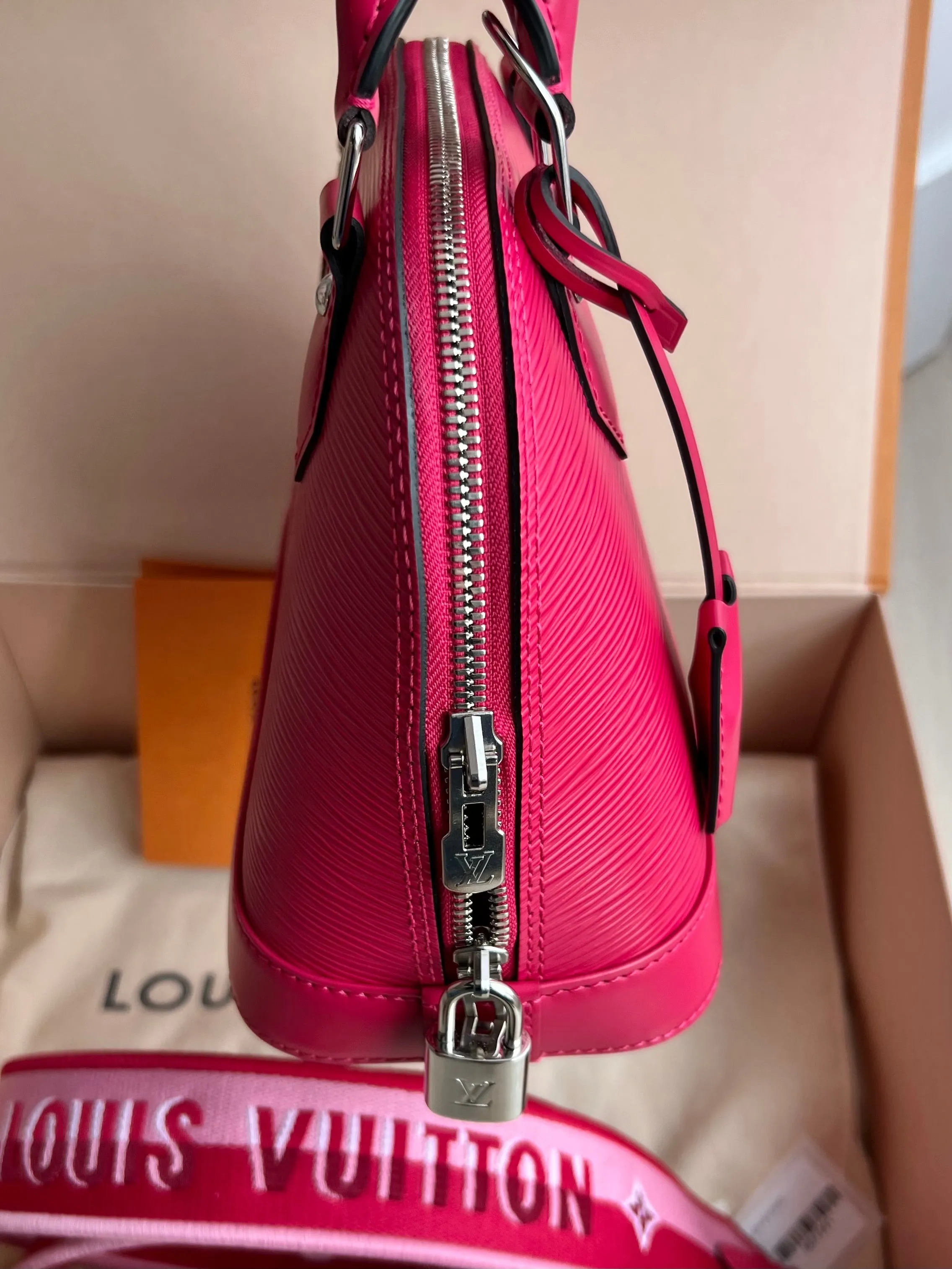 Louis Vuitton Alma Bag