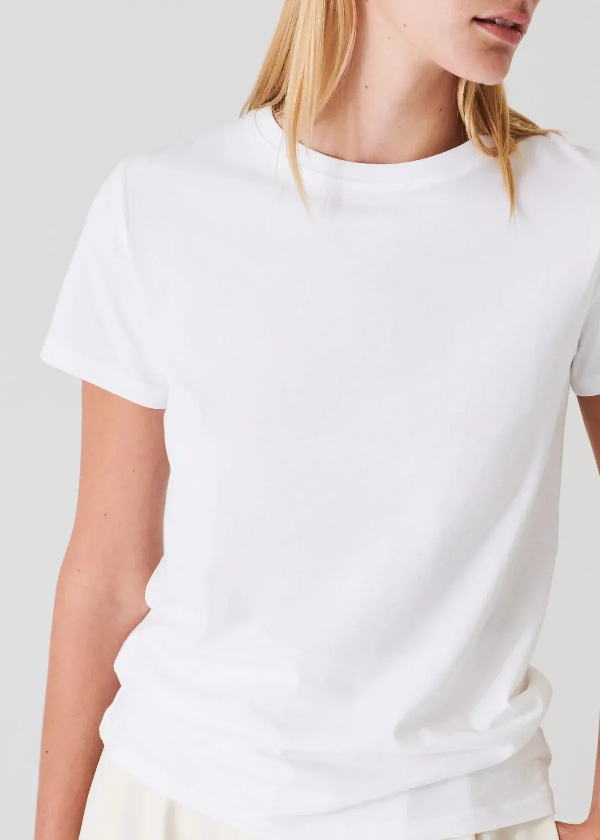 PIMA COTTON STRETCH SLIM T-SHIRT (WHITE) - PATRICK ASSARAF