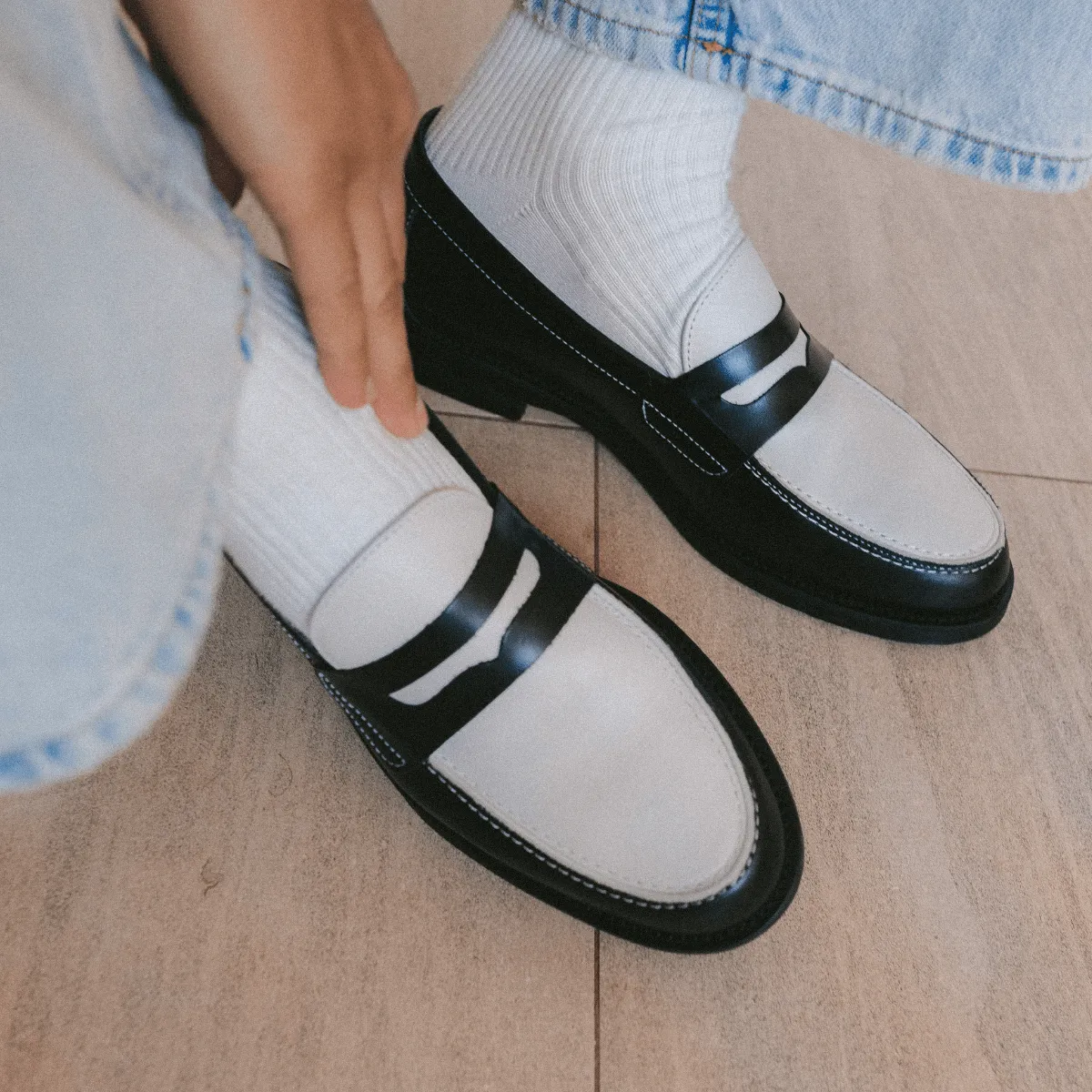 Wilde Black   White Penny Loafer - Men's